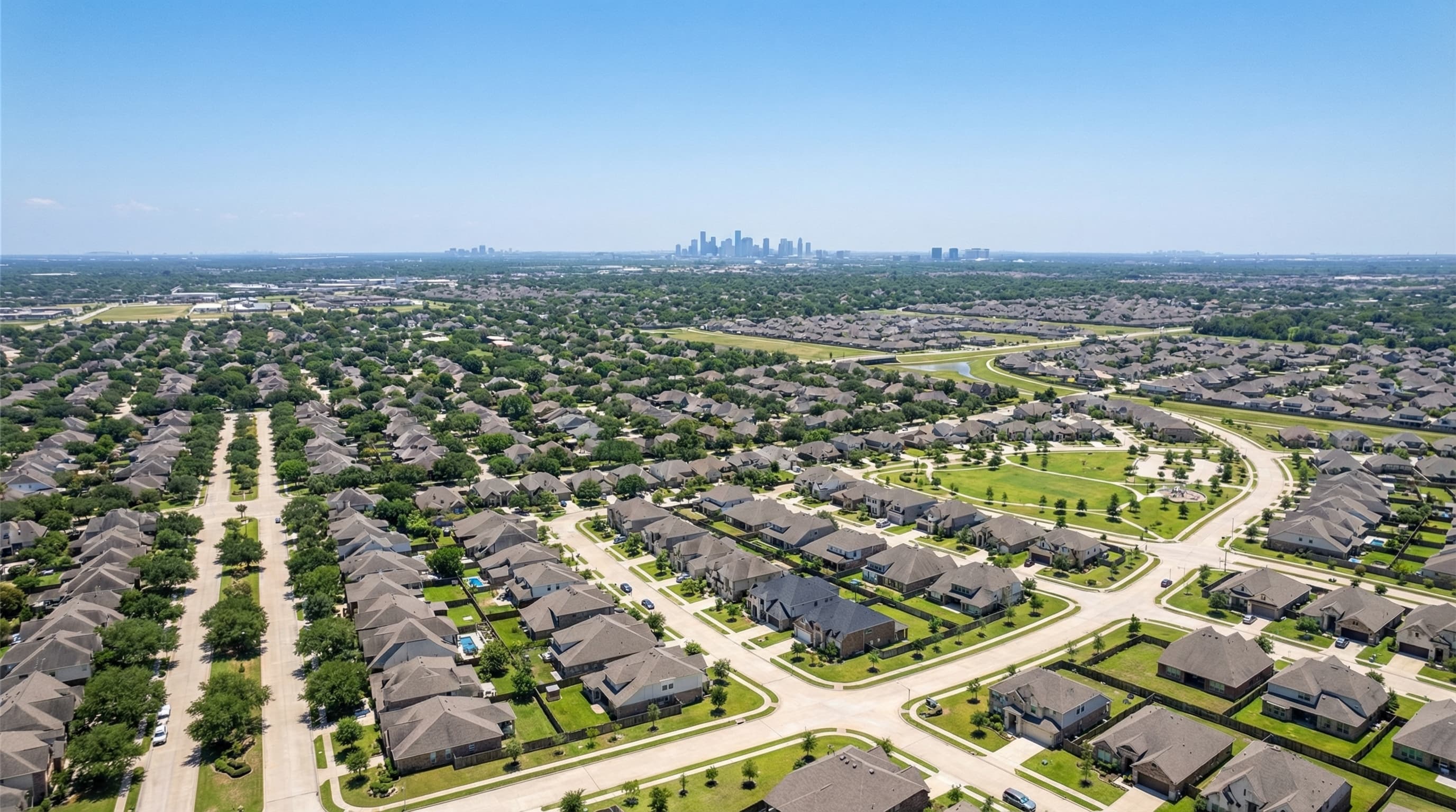 Pearland Texas Shadow Creek Ranch homes with Pearland Town Center and suburban amenities